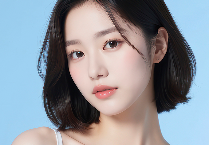 자연스러운 표정의 모델